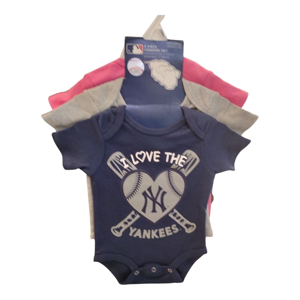 NBA Infant Girls NY Yankees 3 Pack Creeper Set 0-3 Months